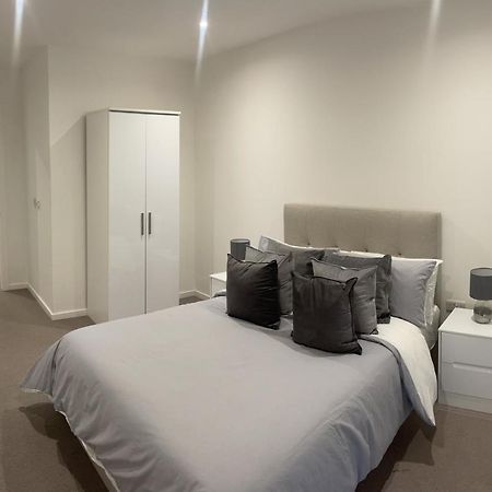 Immaculate 2Bed Apartment In London- City Views Dış mekan fotoğraf