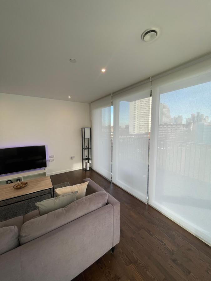 Immaculate 2Bed Apartment In London- City Views Dış mekan fotoğraf