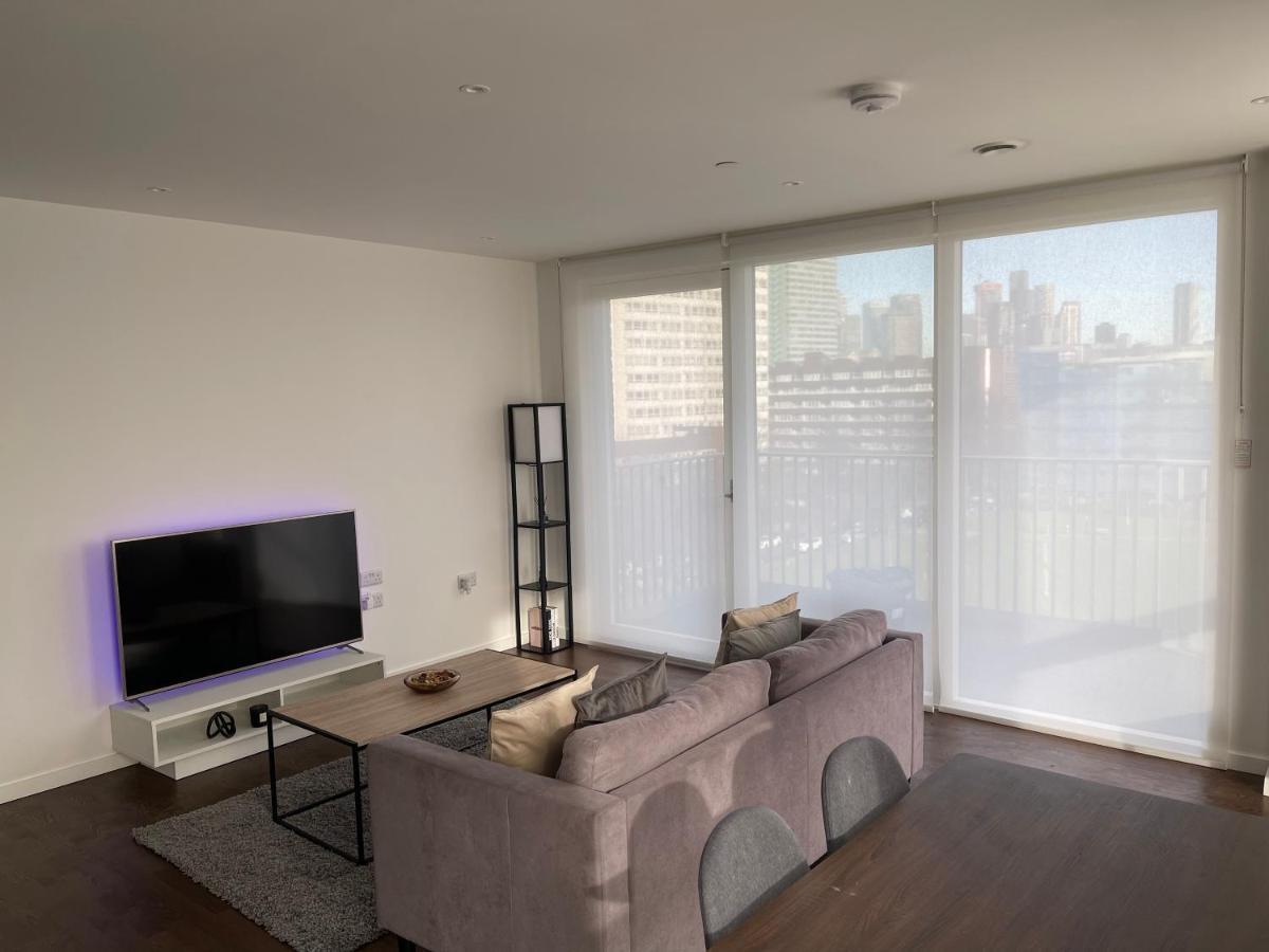 Immaculate 2Bed Apartment In London- City Views Dış mekan fotoğraf