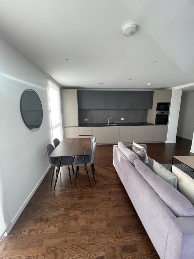 Immaculate 2Bed Apartment In London- City Views Dış mekan fotoğraf