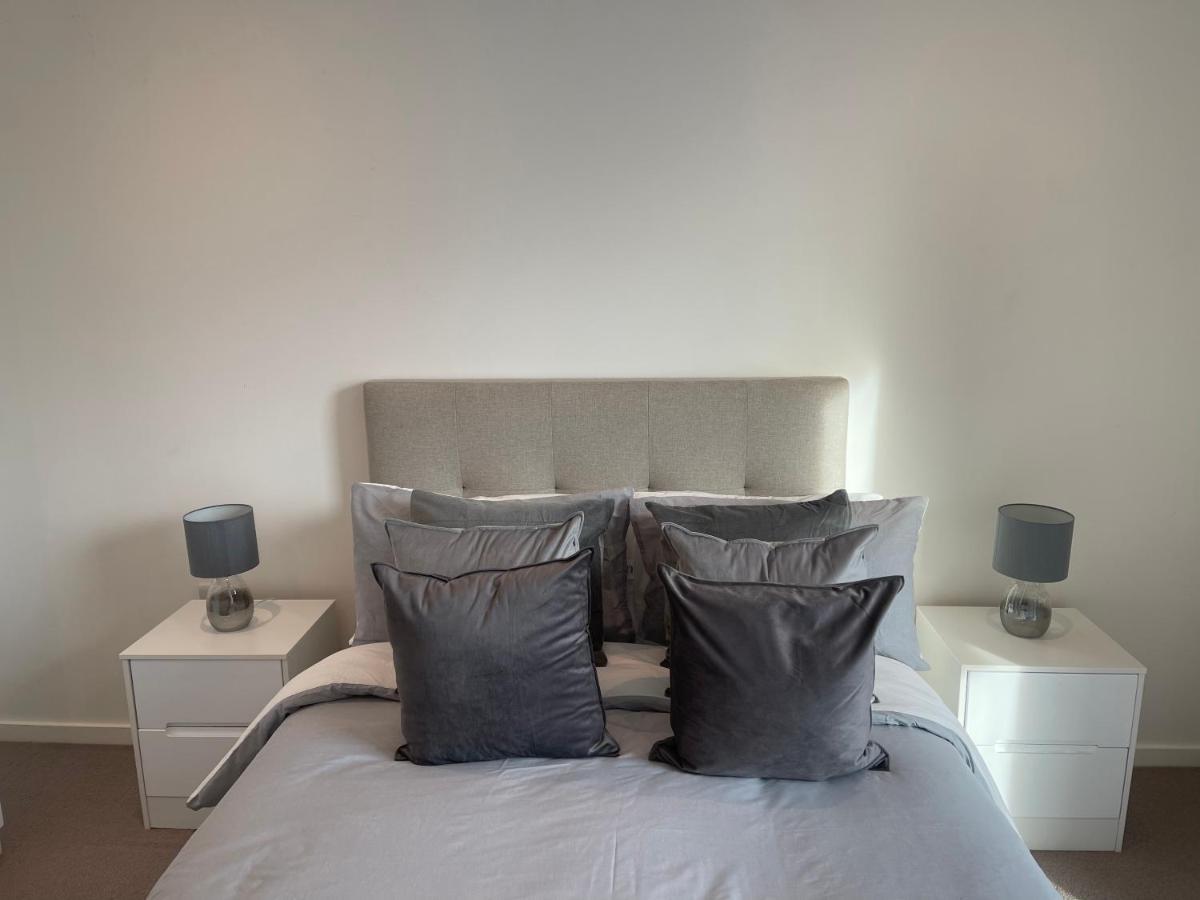 Immaculate 2Bed Apartment In London- City Views Dış mekan fotoğraf