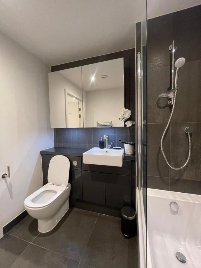 Immaculate 2Bed Apartment In London- City Views Dış mekan fotoğraf