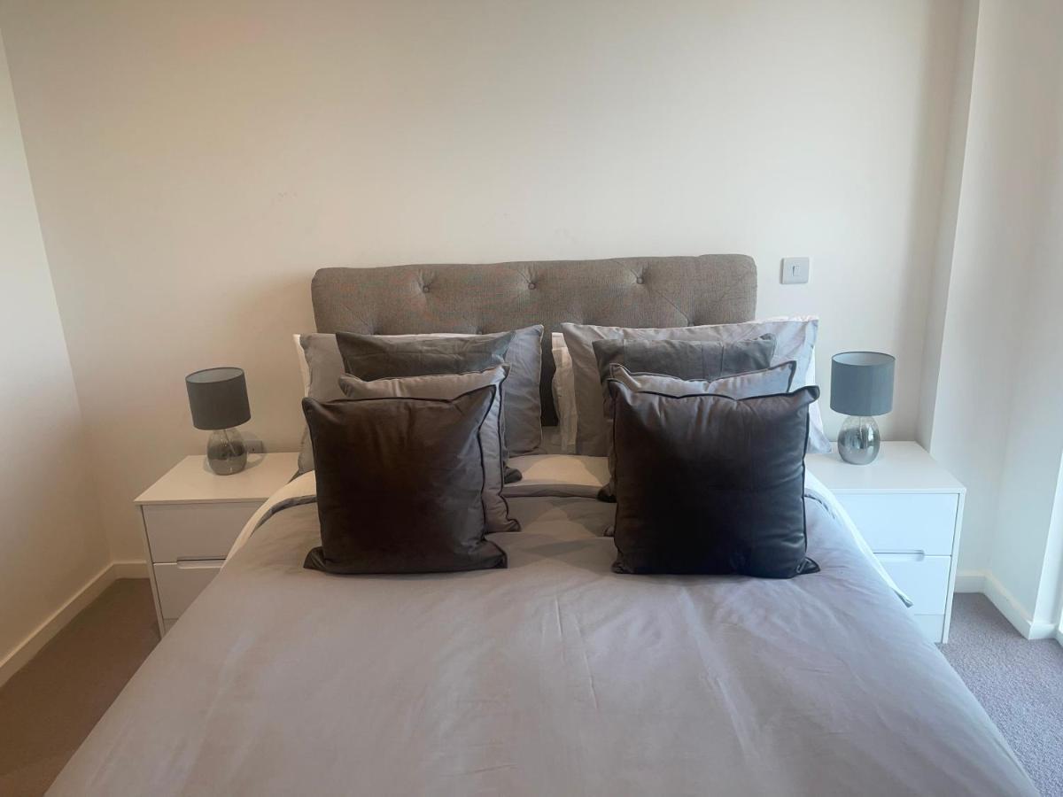 Immaculate 2Bed Apartment In London- City Views Dış mekan fotoğraf