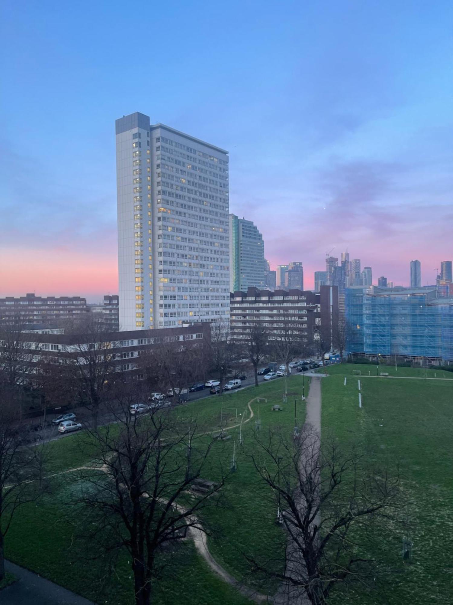 Immaculate 2Bed Apartment In London- City Views Dış mekan fotoğraf