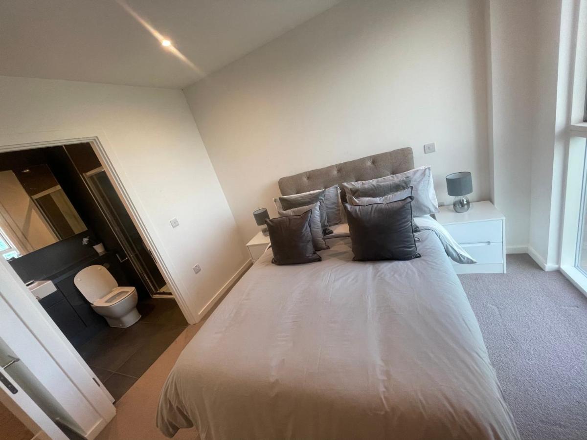 Immaculate 2Bed Apartment In London- City Views Dış mekan fotoğraf